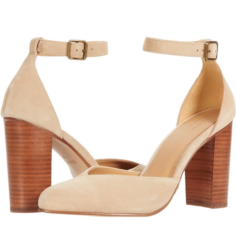 A velvet d'Orsay-style heel that can pair with denim and party dresses alike!